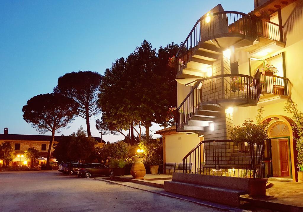 Hotel Villa Elda Assisi Kültér fotó